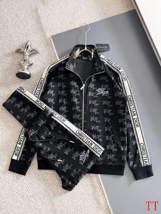 Picture of Dior Sweater Suits _SKUDiorM-3XL20tr21438442